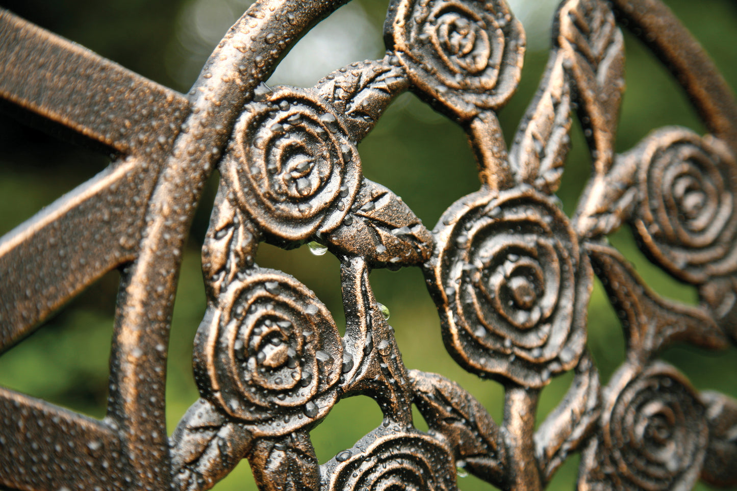 Coalbrookdale 2-Seater Garden Bench – Cast Iron Floral Backrest in Antique Bronze or Satin White