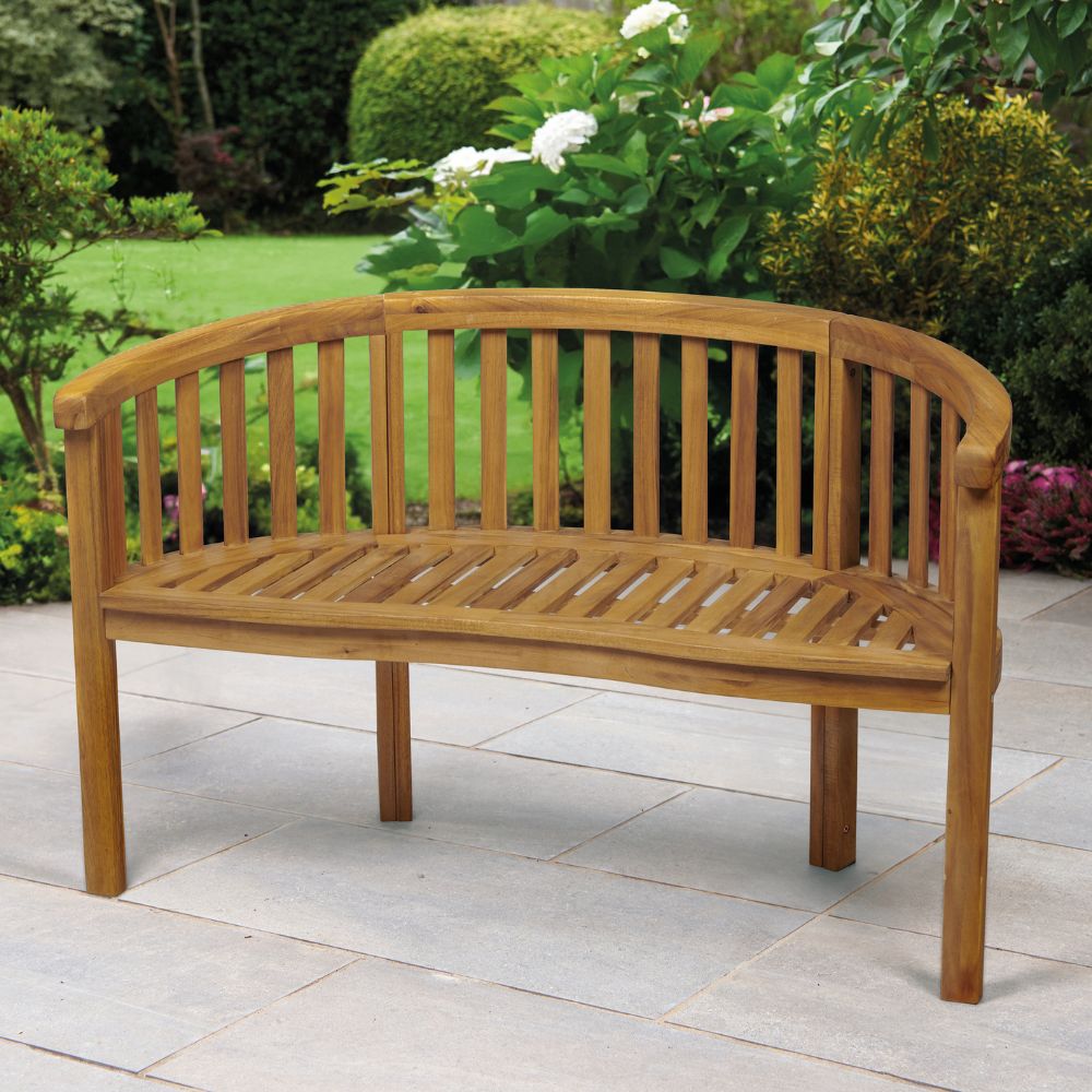 Woodfield Curved Garden Bench – FSC Acacia Hardwood, Natural Oil Finish
