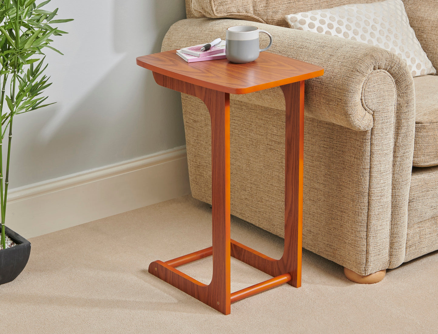 Compact C-Shaped Sofa Side Table in Mahogany or Oak – Stylish & Versatile Design