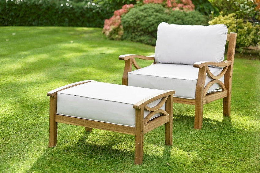 Sorrento Hardwood Armchair with Footstool – Rubberwood Outdoor Lounge Set with 15cm Cushions in Natural or Light Grey